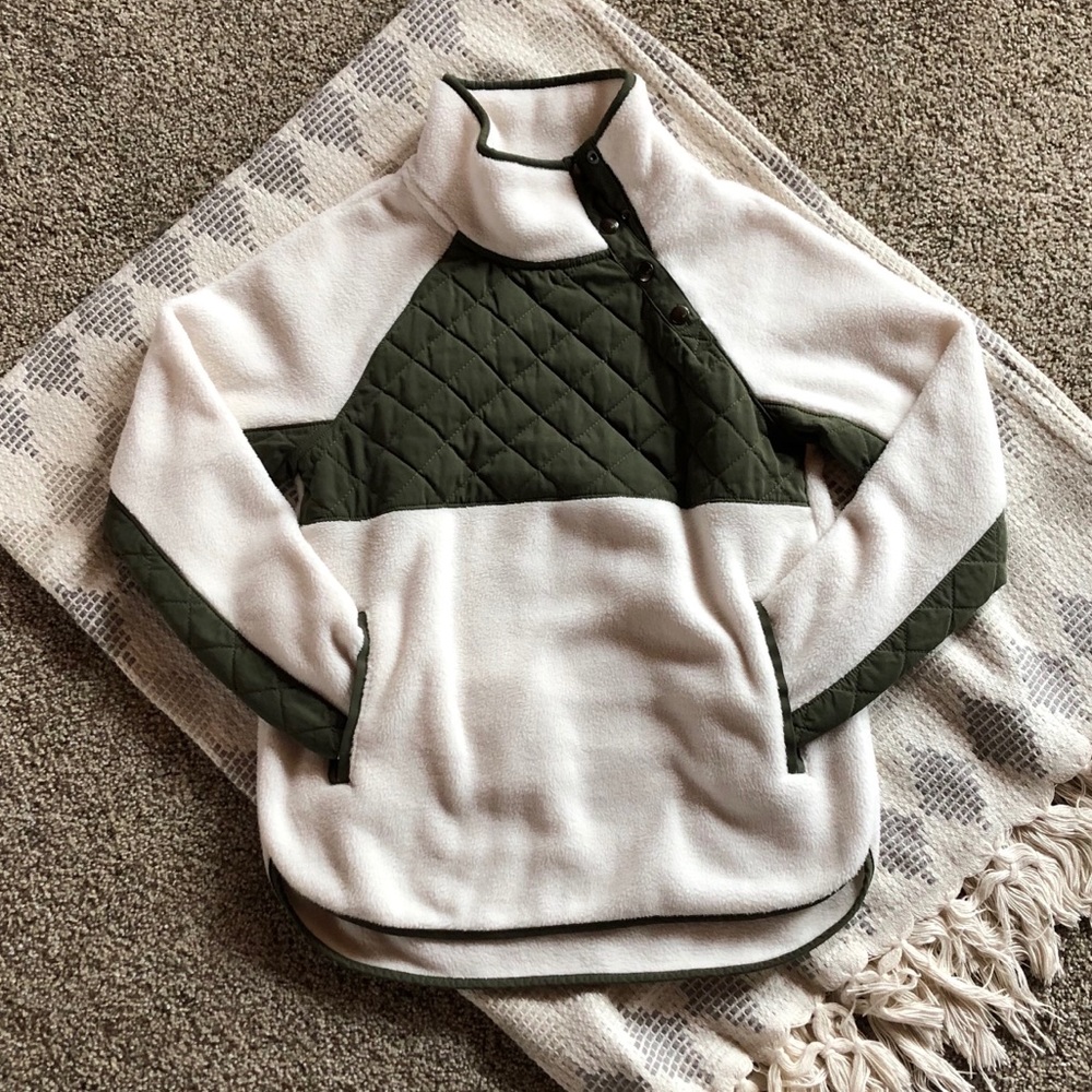 Abercrombie & Fitch fleece pull-over jacket
